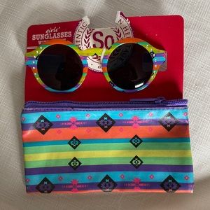 SO girls sunglasses with pouch